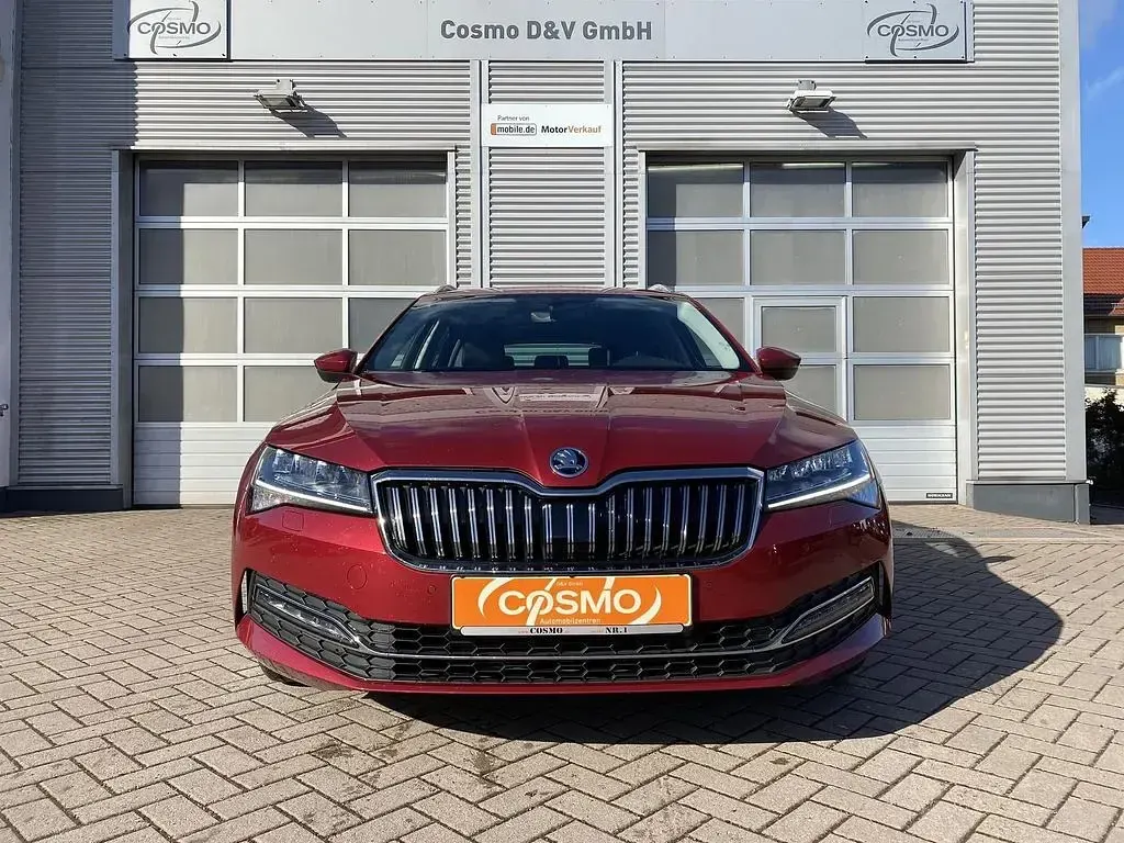 Gebraucht Skoda Superb Style 200 PS (147 kW) 2021 Rot Limousine