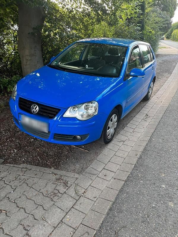Blau Gebraucht 2006 VW Polo Comfortline Limousine | 1.900 € (Fairer Preis) - Bild 1/4