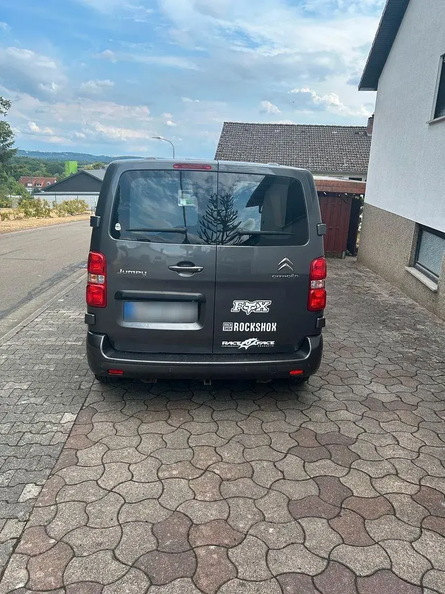 Gebraucht Citroën Jumpy 177 PS (130 kW) 2020 Braun Van / Kleinbus