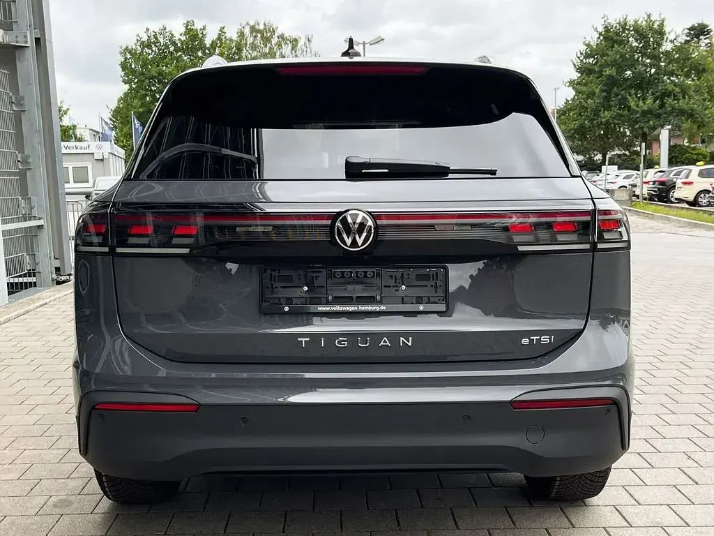 Neu VW Tiguan S 150 PS (110 kW) 2026 Grau SUV