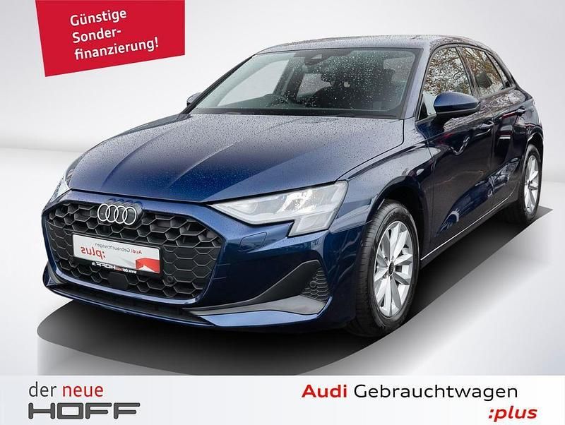 Navarrablau metallic Gebraucht 2024 Audi A3 Limousine | 26.975 € - Bild 1/4
