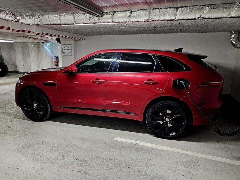 Gebraucht Jaguar F-Pace R-Dynamic 404 PS (297 kW) 2021 Rot SUV