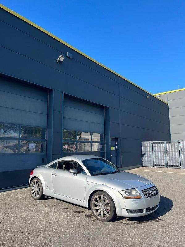Gebraucht Audi TT S-Line 179 PS (131 kW) 2004 Silber Coupé