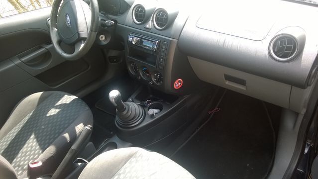 Gebraucht Ford Fiesta 69 PS (50 kW) 2002 Schwarz metallic Kleinwagen