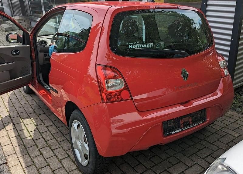 Rot Gebraucht 2009 Renault Twingo Kleinwagen | 1.200 € (Guter Preis) - Bild 1/1