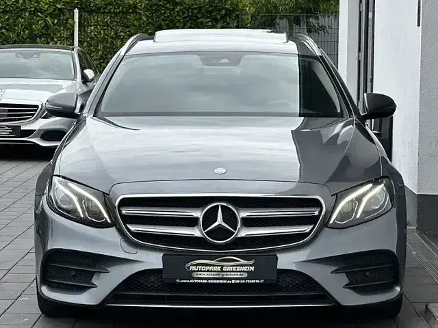 Gebraucht Mercedes E400 AMG line 333 PS (244 kW) 2017 Grau Kombi