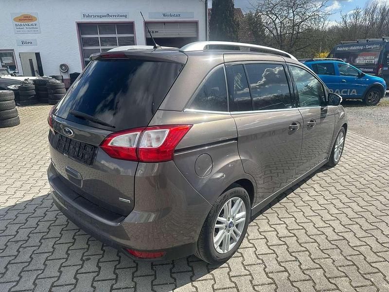 Gebraucht Ford Grand C-Max Titanium 125 PS (91 kW) 2014 Braun Van / Kleinbus