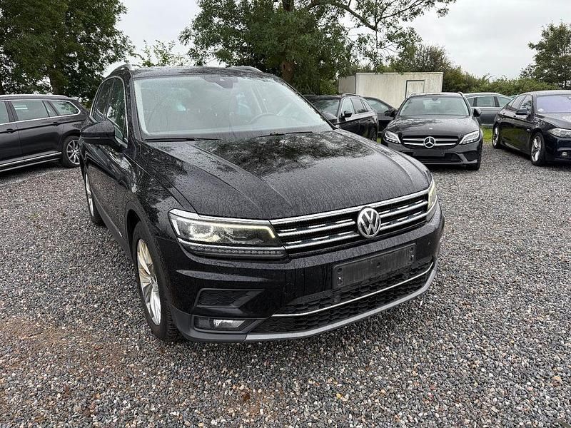 Schwarz Gebraucht 2018 VW Tiguan Highline SUV | 15.100 € (Fairer Preis) - Bild 1/4