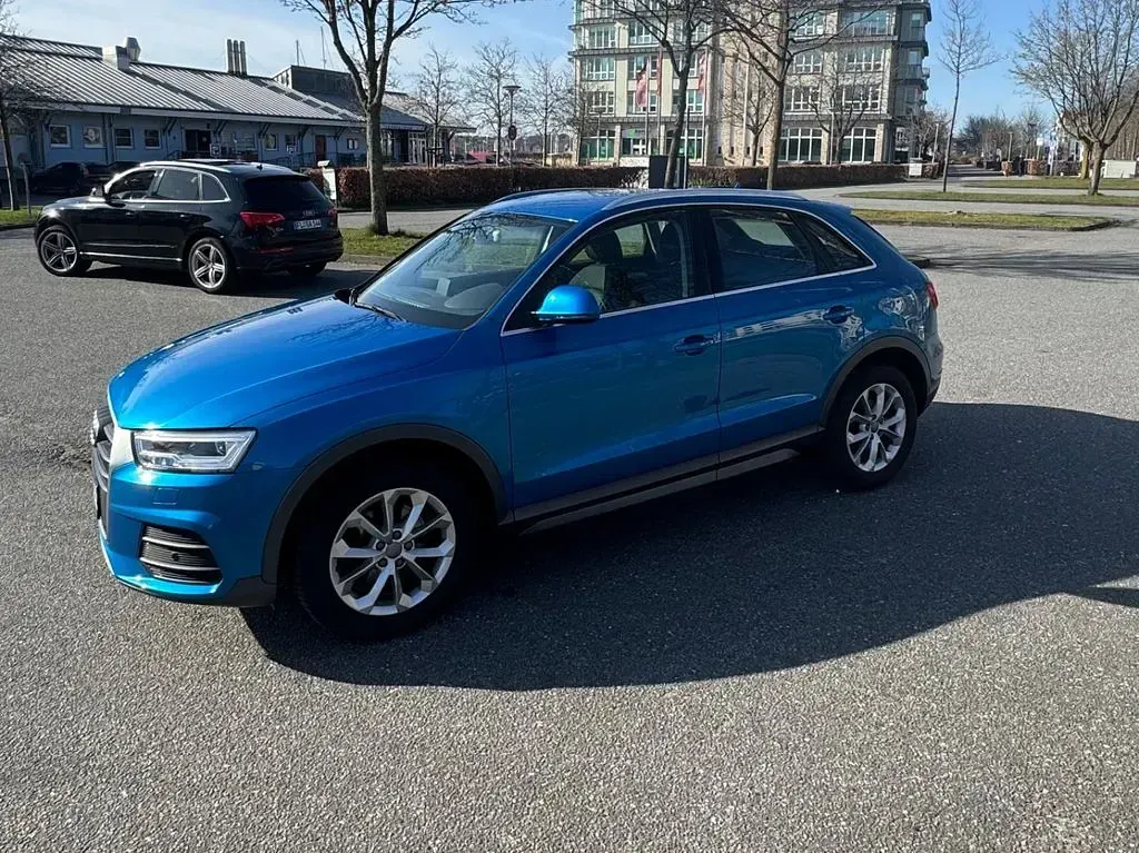 Gebraucht Audi Q3 Design 150 PS (110 kW) 2015 Blau SUV