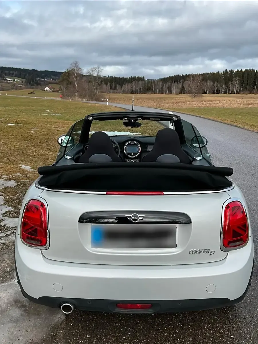 Gebraucht Mini Cooper D Cabriolet 116 PS (85 kW) 2018 Cabrio