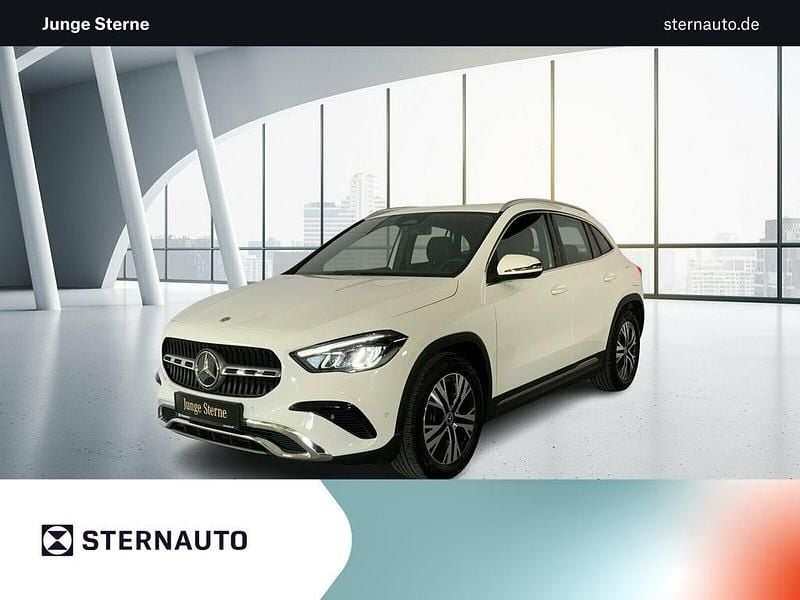 Gebraucht Mercedes GLA180 Progressive 136 PS (100 kW) 2024 Unilack polarweiß SUV