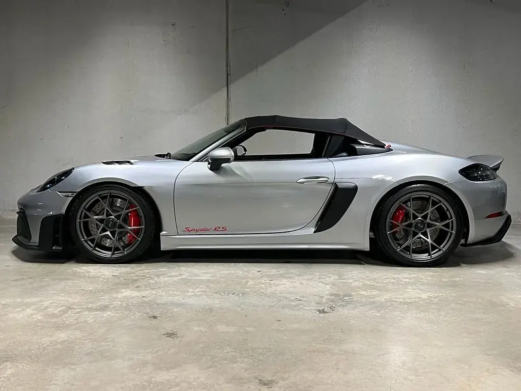 Ny Porsche Boxster 500 HK (367 kW) 2025 Silver Cab