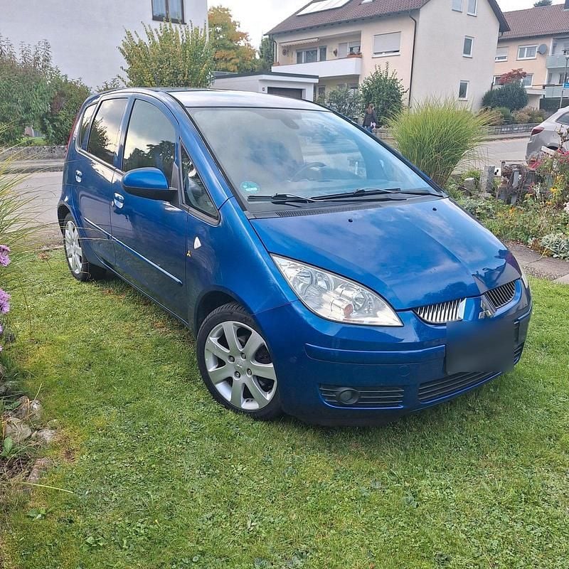 Blau Gebraucht 2006 Mitsubishi Colt Kleinwagen | 1.000 € (Guter Preis) - Bild 1/4