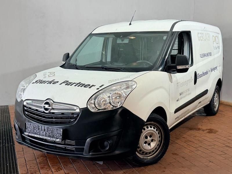 Gebraucht Opel Combo 95 PS (69 kW) 2018 Weiß Van / Kleinbus