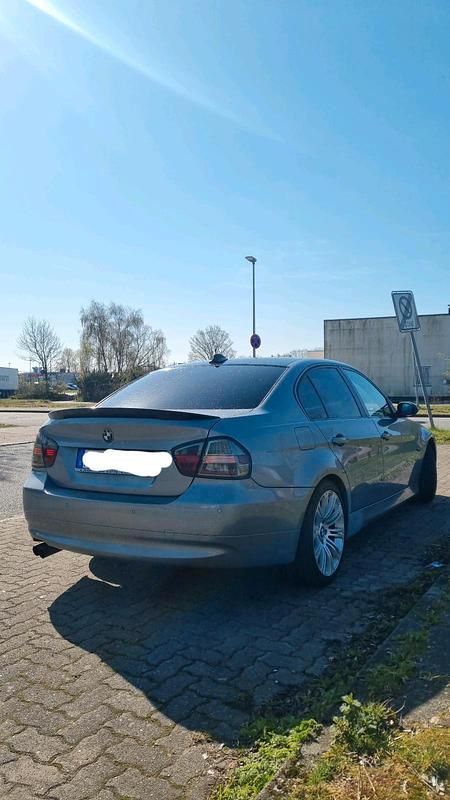 Używany BMW 325 Performance 218 KM (160 kW) 2005 Andere farben Sedan/Limuzyna