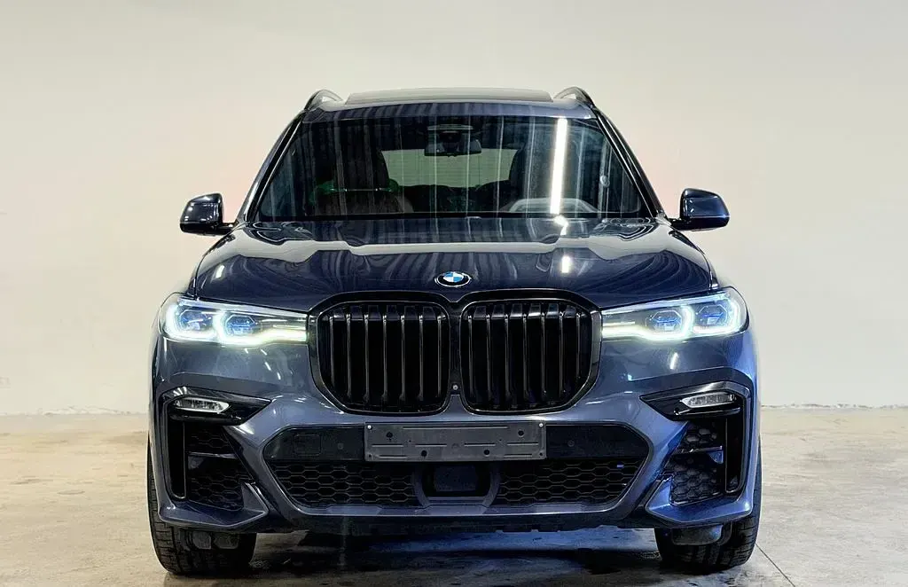 Gebraucht BMW X7 Sport Line 400 PS (294 kW) 2020 Grau SUV