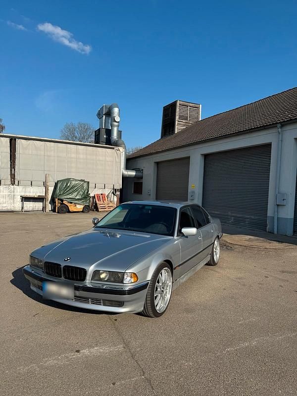 Gebraucht BMW 728 Basis 193 PS (141 kW) 1997 Limousine