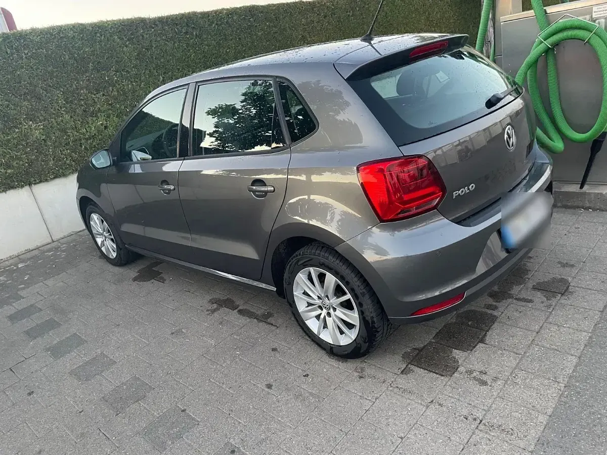 Gebraucht VW Polo Comfortline 75 PS (55 kW) 2014 Grau Kleinwagen