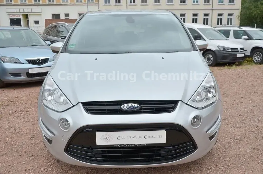 Gebraucht Ford S-MAX Trend 145 PS (106 kW) 2011 Silber Van / Kleinbus