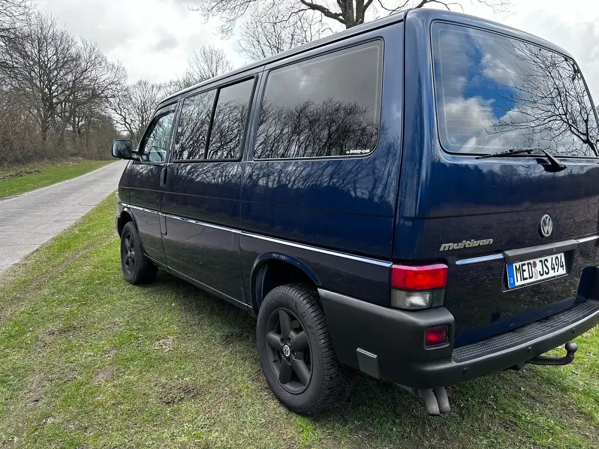 Gebraucht VW T4 151 PS (111 kW) 2002 Blau Van