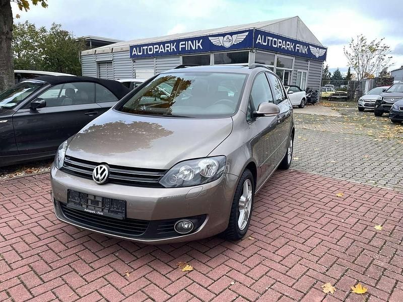Kaschmirbraun Gebraucht 2010 VW Golf Plus Cross Comfortline Van / Kleinbus | 10.800 € (Teuer) - Bild 1/4
