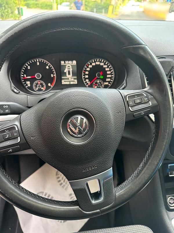 Gebraucht VW Sharan 140 PS (102 kW) 2011 Braun Van / Kleinbus