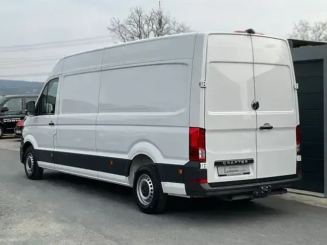 Gebraucht VW Crafter 177 PS (130 kW) 2024 Weiß Van