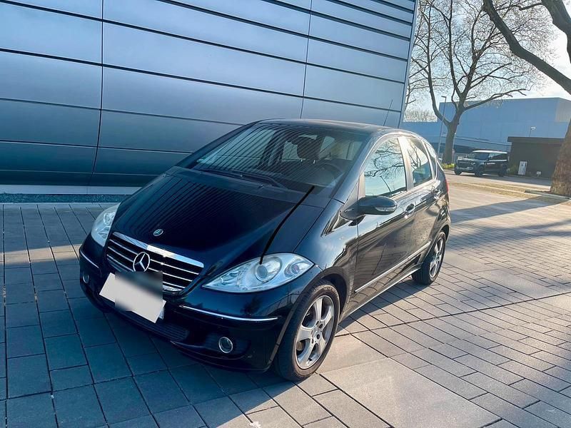 Schwarz Gebraucht 2005 Mercedes A170 Limousine | 2.000 € (Teuer) - Bild 1/4