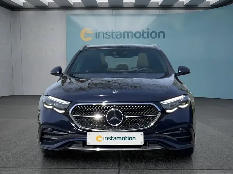 Gebraucht Mercedes E450 367 PS (269 kW) 2024 Blau Kombi
