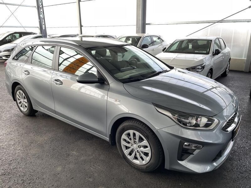 Gebraucht Kia Ceed Sportswagon Silver 101 PS (74 kW) 2021 Silber Kombi