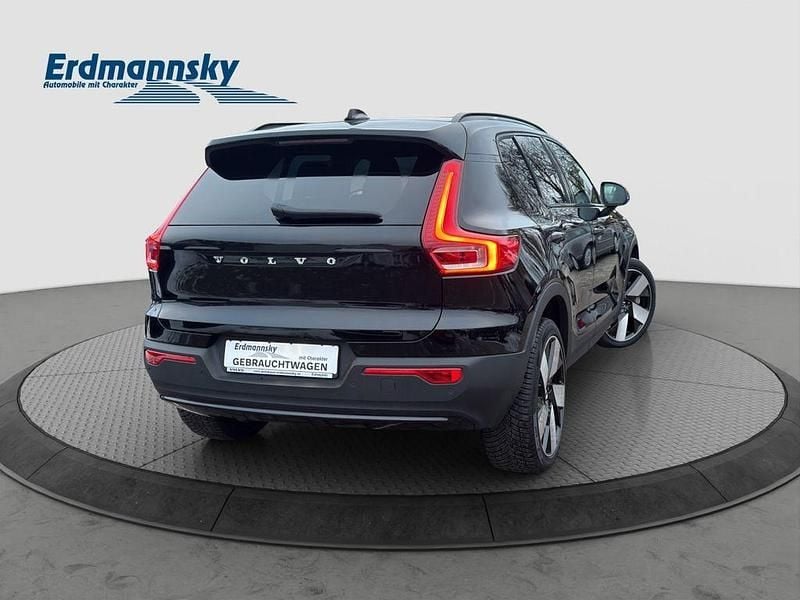 Gebraucht Volvo XC40 Core 169 kW (231 PS) 2023 Black solid stone (schwarz) SUV