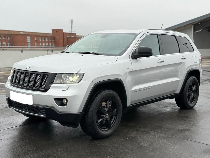 Gebraucht Jeep Grand Cherokee Overland 241 PS (177 kW) 2012 Silber SUV