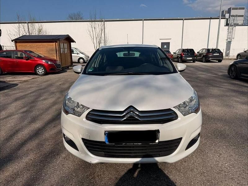 Gebraucht Citroën C4 Tendance 92 PS (67 kW) 2013 Weiß Limousine