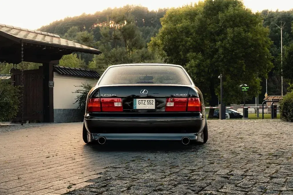 Gebraucht Lexus LS400 276 PS (202 kW) 1998 Schwarz Limousine
