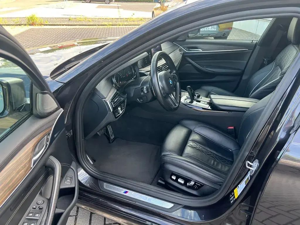 Gebraucht BMW M550 Performance 462 PS (339 kW) 2018 Grau Limousine