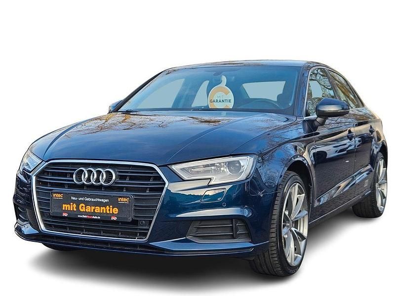 Gebraucht Audi A3 Comfort 116 PS (85 kW) 2018 Blau Limousine