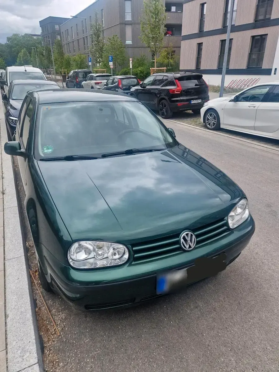 Używany VW Golf III 101 KM (74 kW) 1998 Sedan/Limuzyna