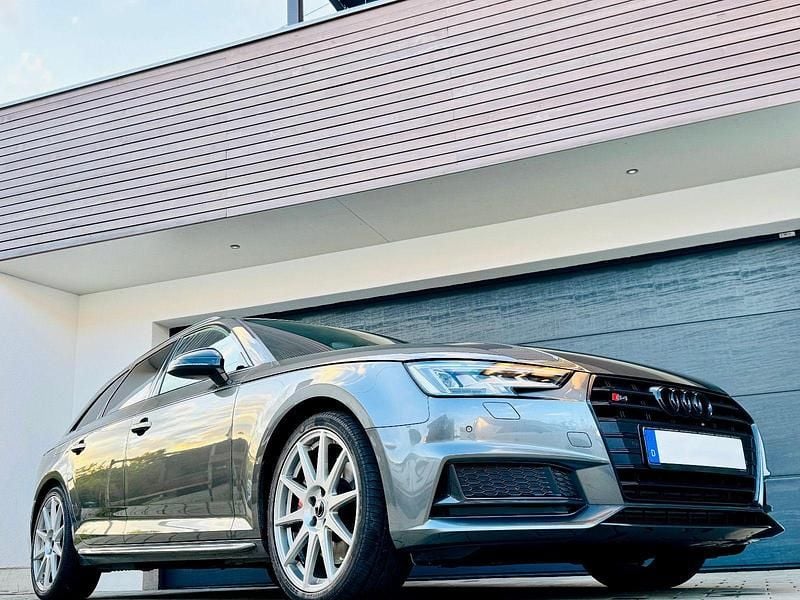 Grau Gebraucht 2017 Audi S4 Ambiente Kombi | 34.900 € (Fairer Preis) - Bild 1/4