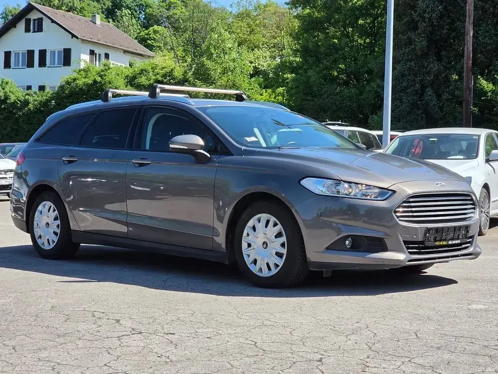 Usado Ford Mondeo 150 CV (110 kW) 2016 Marrón Berlina