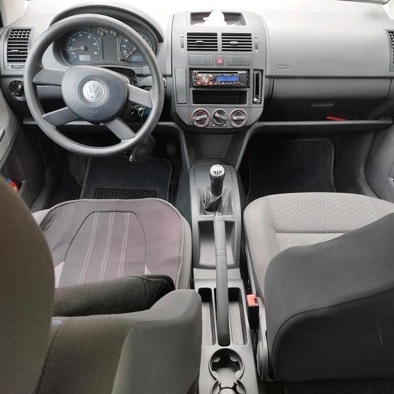 Second-hand VW Polo 2003 Negru Hatchback