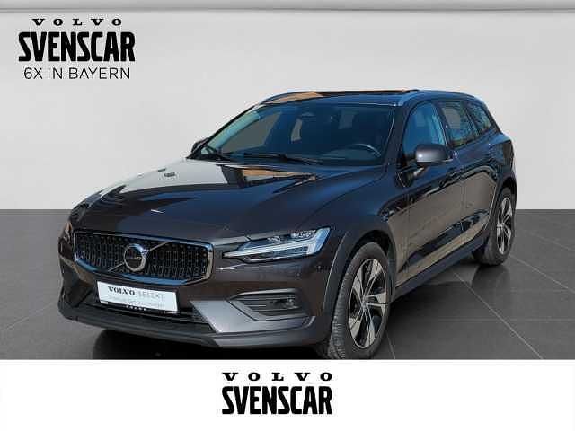 Gebraucht Volvo V60 CC 145 PS (106 kW) 2023 Kombi