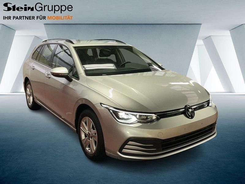 Gebraucht VW Golf VIII 150 PS (110 kW) 2022 Silber Limousine