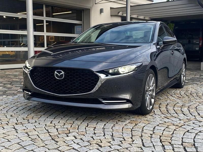 Grau Gebraucht 2020 Mazda 3 Limousine | 19.950 € (Guter Preis) - Bild 1/4