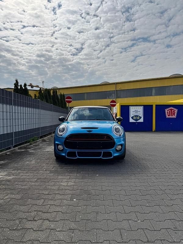 Gebraucht Mini Cooper SD 170 PS (125 kW) 2016 Blau Kleinwagen