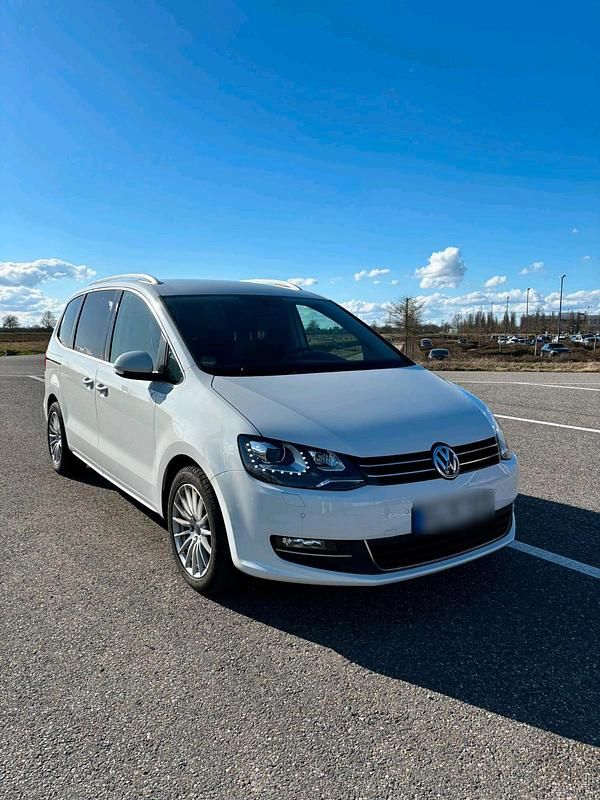 Gebraucht VW Sharan 140 PS (102 kW) 2014 Weiß Van / Kleinbus
