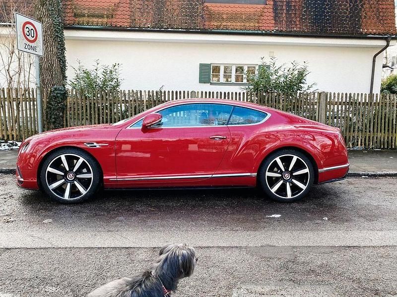 Gebraucht Bentley Continental GT 529 PS (389 kW) 2017 Rot Coupé