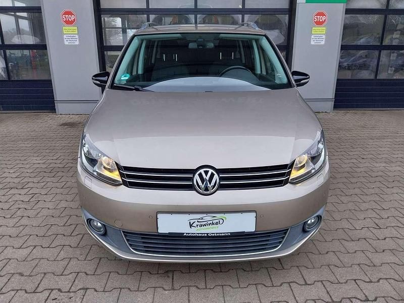 Gebraucht VW Touran Style 105 PS (77 kW) 2012 Titanium beige Van / Kleinbus