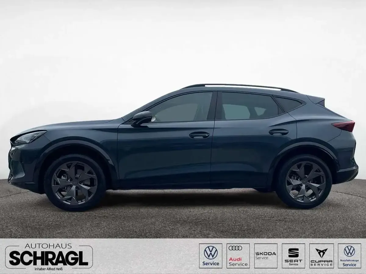 Gebraucht Cupra Formentor 150 PS (110 kW) 2025 "magnetic tech" grau metallic SUV