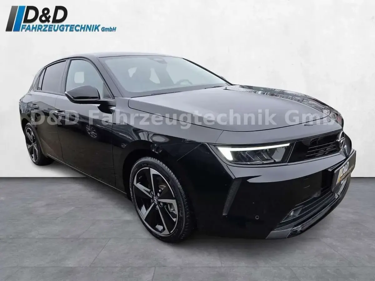Gebraucht Opel Astra Edition 181 PS (133 kW) 2023 Schwarz perla nera/ty Kombi