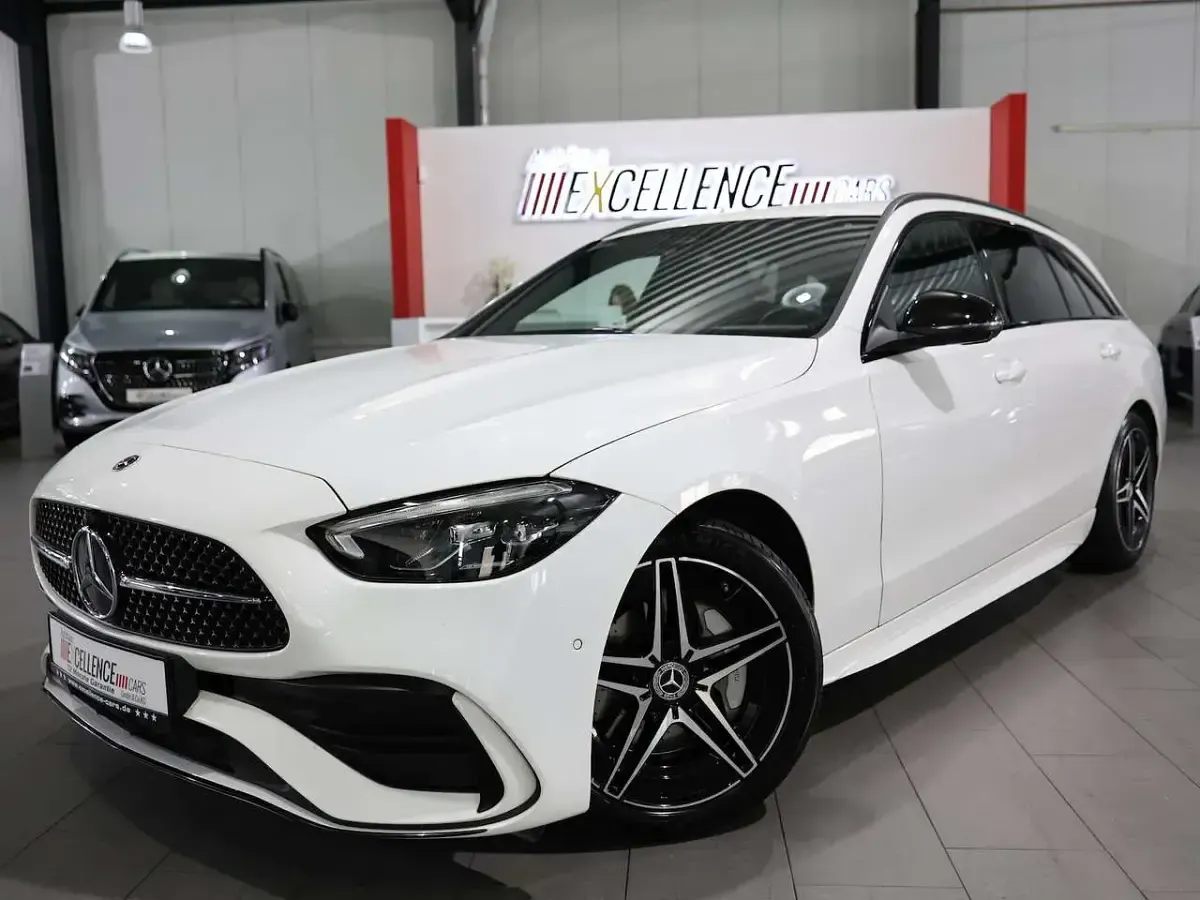 Gebraucht Mercedes C220 AMG line 200 PS (147 kW) 2024 Weiß Limousine